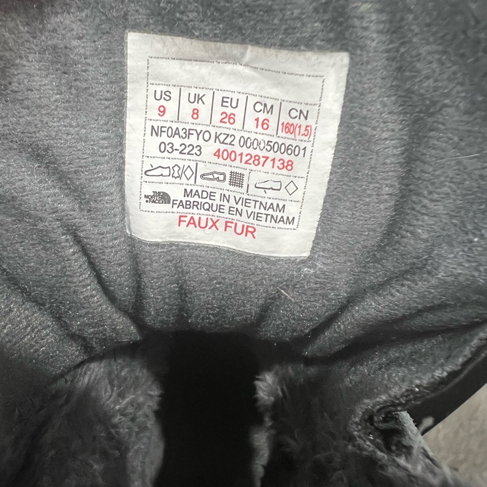 The North Face Kids Black and Gray Snow Boots - Picture 5 of 5